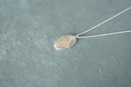 DECEMBER | Holly Birth flower Pendant